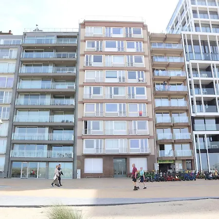 Santa Cruz 0401 With Sea View * Nieuwpoort
